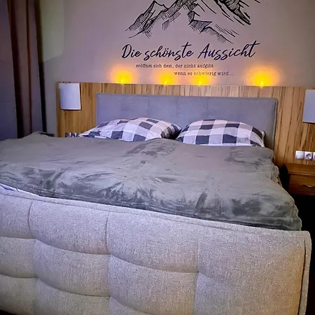 Apartman Chiemgauer Alpenglueck *